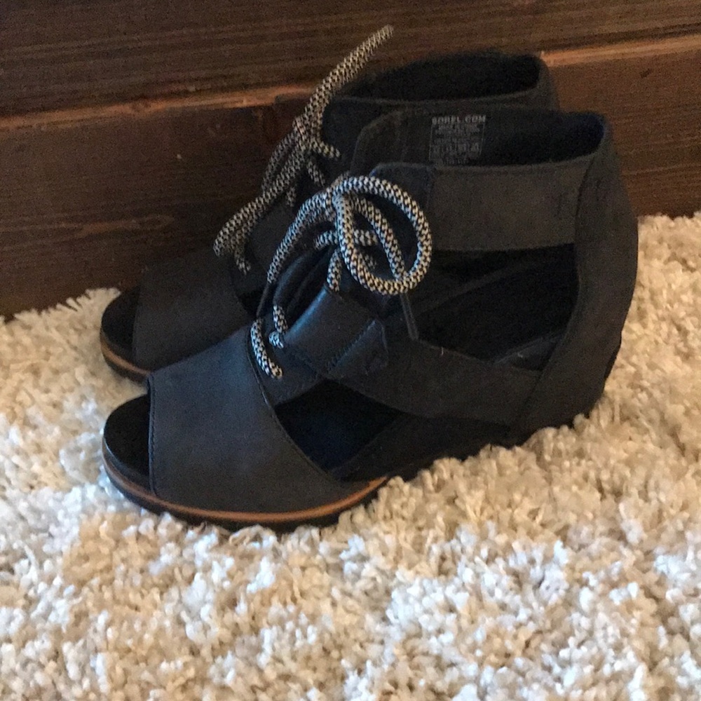 Black Wedge Sorel Sandals 8.5